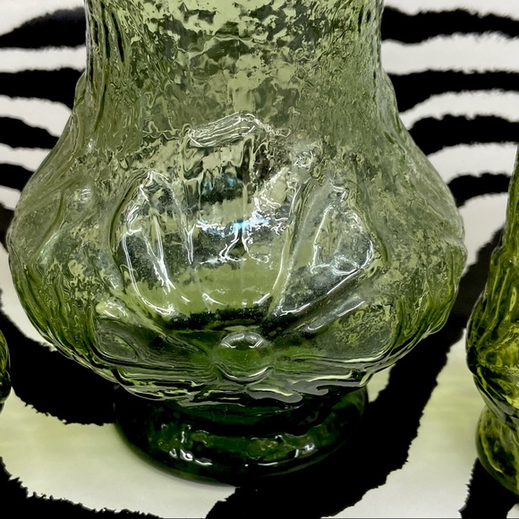 VINTAGE Anchor Hocking Daisy Rain Flower Avocado Green Vase - Picture 6 of 10